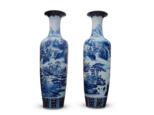最新人気 滝様専用 青花山水文花瓶 大清康煕年製銘 高さ31.5cm 胴幅 